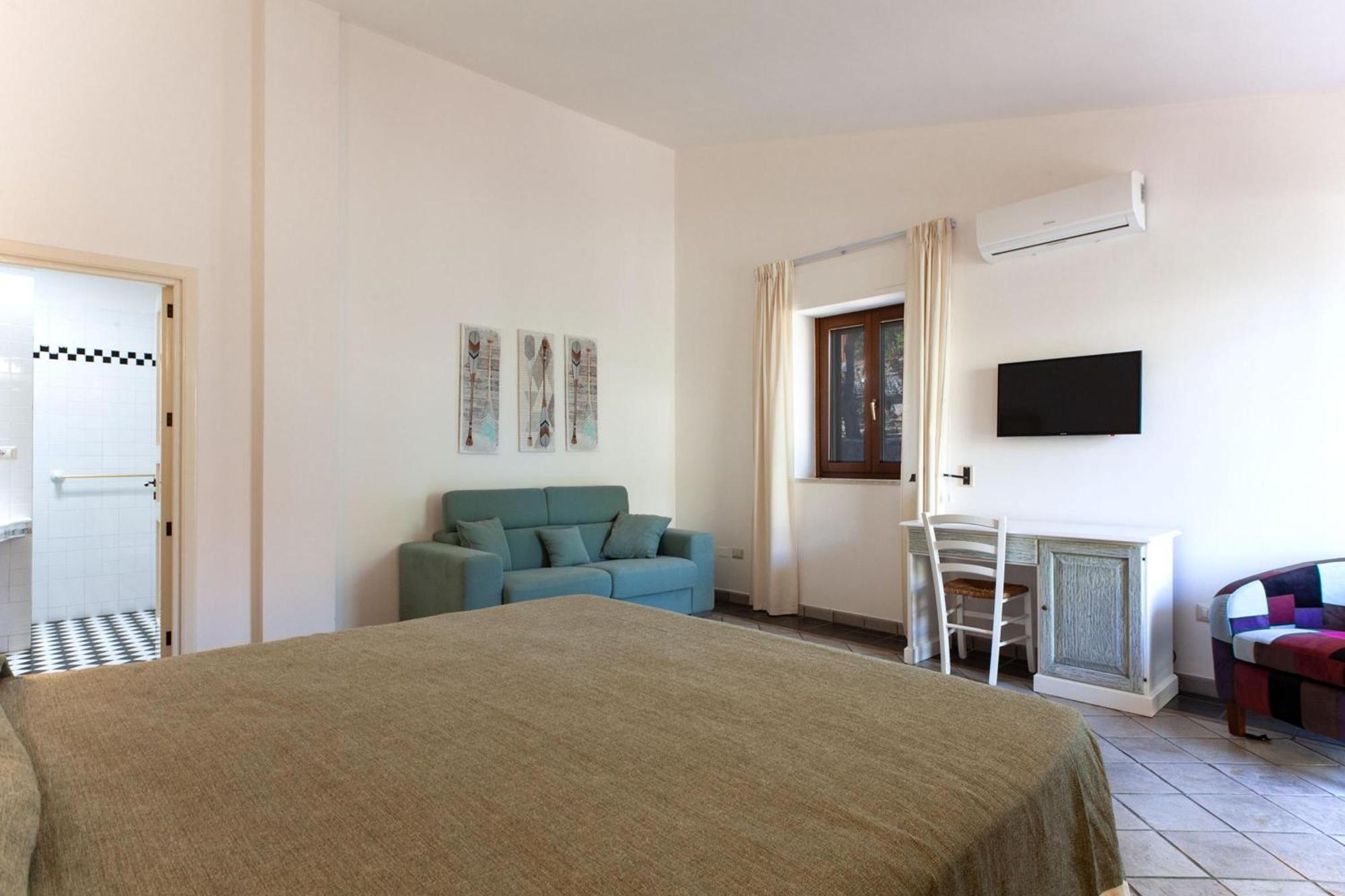 Villa Nice Dream With Pool And Terrace - Happy Rentals Neviano ภายนอก รูปภาพ